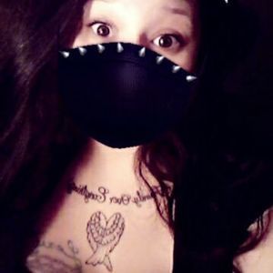 Meet your Posher, Alexis